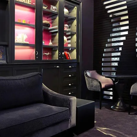 Mercure Centre Wilson Capitole Hotel 4*