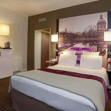 Mercure Centre Wilson Capitole Hotel 4*