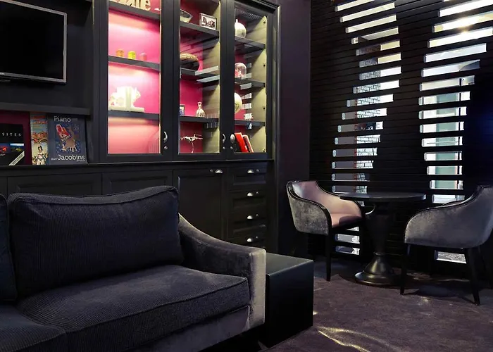 Mercure Centre Wilson Capitole Hotel 4*