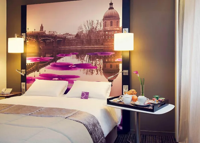 Hotel Mercure Centre Wilson Capitole 4*